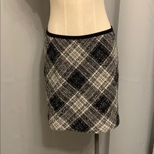 Women’s black kensie mini skirt Size 8